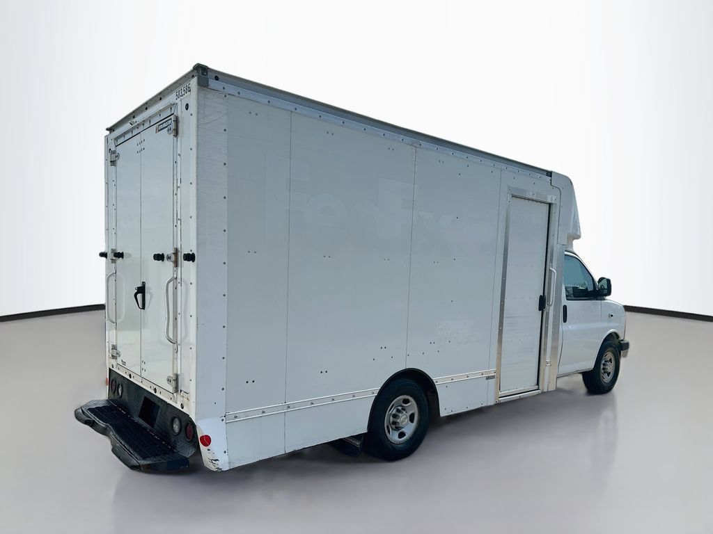 Used 2023 Chevrolet Express 3500 w/ Power Convenience Package RWD image 7