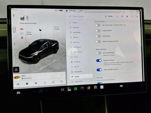 Used 2026 Tesla Model Y AWD image 59