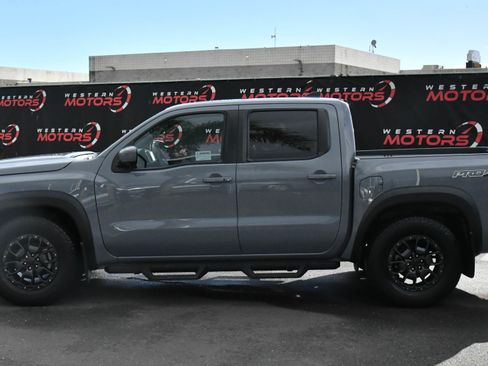 Used 2023 Nissan Frontier Pro-X w/ Pro-X Premium Package image 4