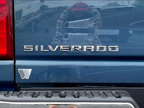 New 2026 Chevrolet Silverado 3500 LT w/ All Star Edition AWD/4WD image 8