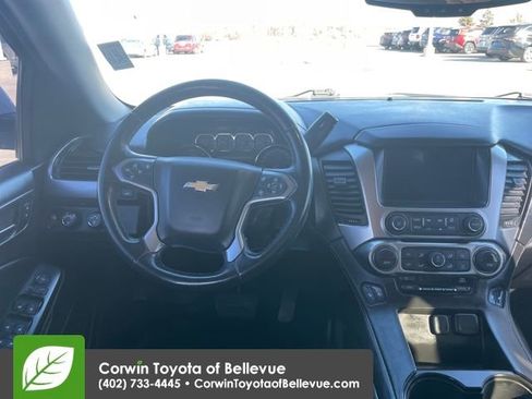 Used 2016 Chevrolet Suburban LT image 21