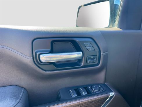 Used 2021 GMC Sierra 1500 Denali w/ Denali Ultimate Package image 9