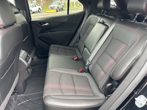 Used 2023 Chevrolet Equinox RS w/ LPO, Floor Liner Package FWD image 25