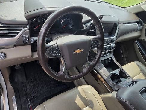 Used 2019 Chevrolet Tahoe LT w/ Texas Edition Package RWD image 5