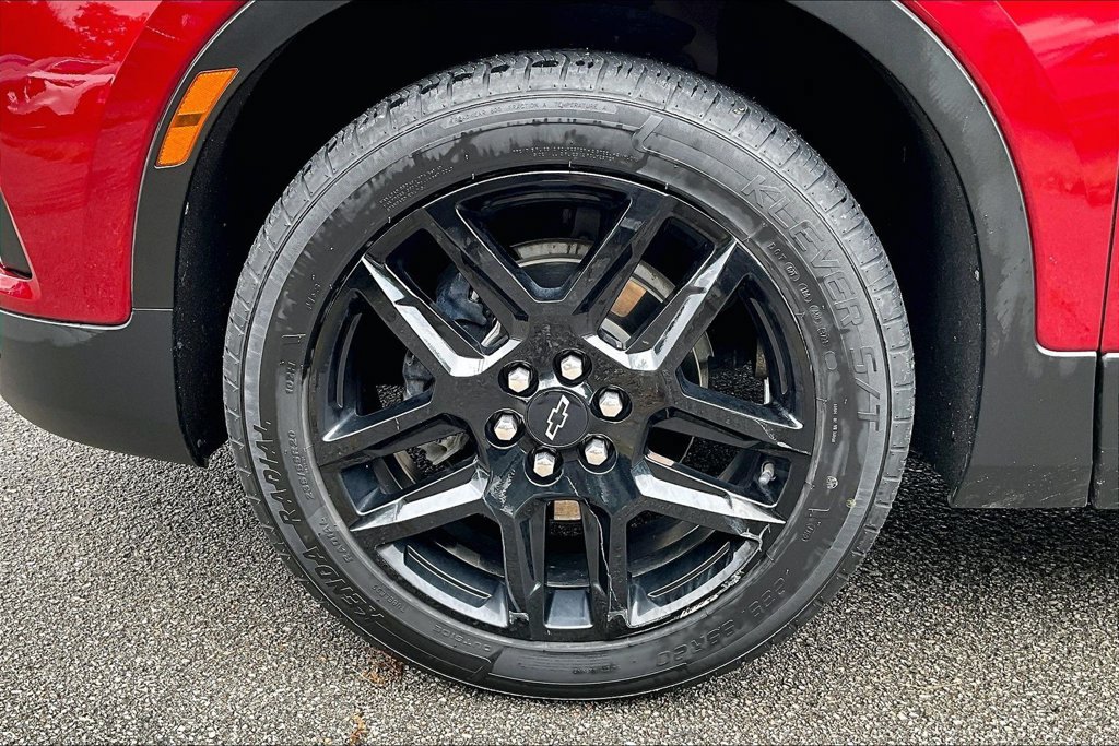 Used 2022 Chevrolet Blazer LT FWD image 11