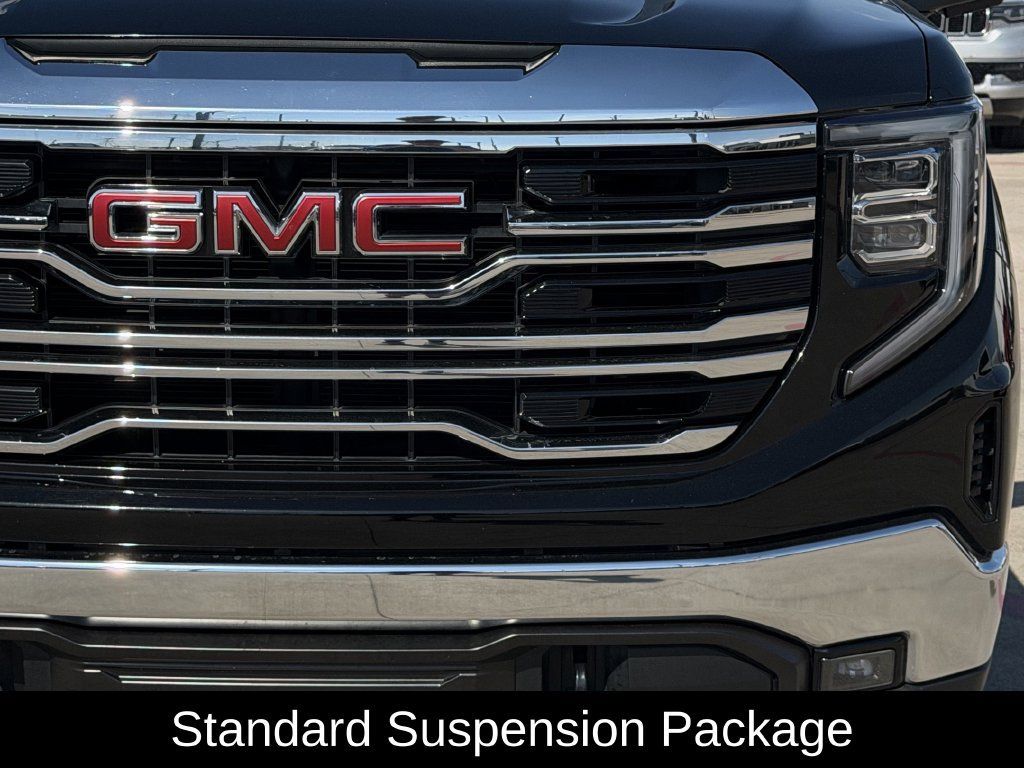 Used 2026 GMC Sierra 1500 SLT RWD image 4