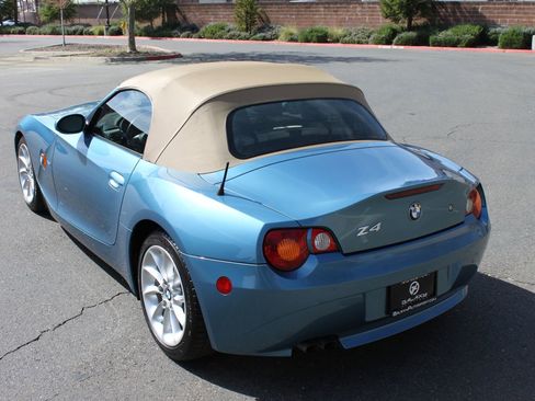 Used 2003 BMW Z4 2.5i image 22