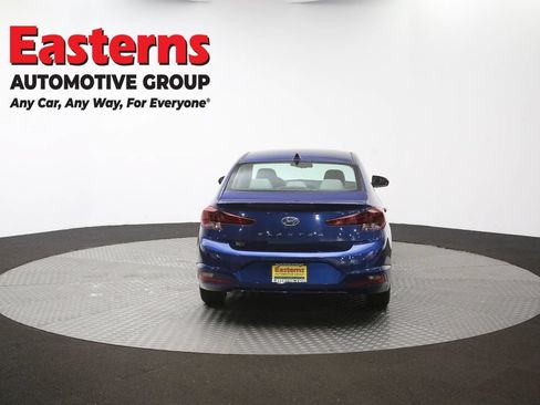 Used 2020 Hyundai Elantra Sedan FWD image 38