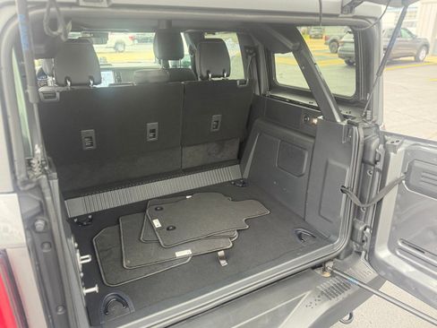 Used 2024 Ford Bronco Badlands AWD/4WD image 15