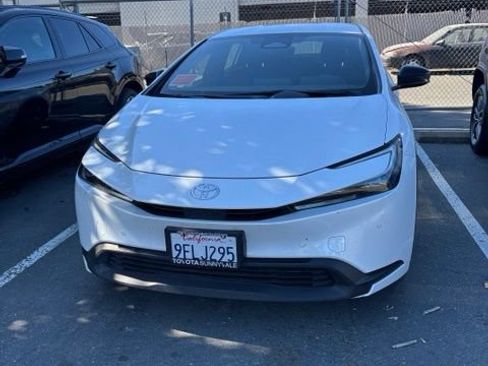 Used 2023 Toyota Prius LE FWD image 1