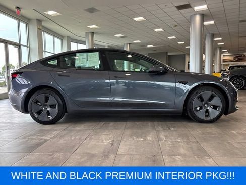 Used 2023 Tesla Model 3 Standard Range RWD image 2