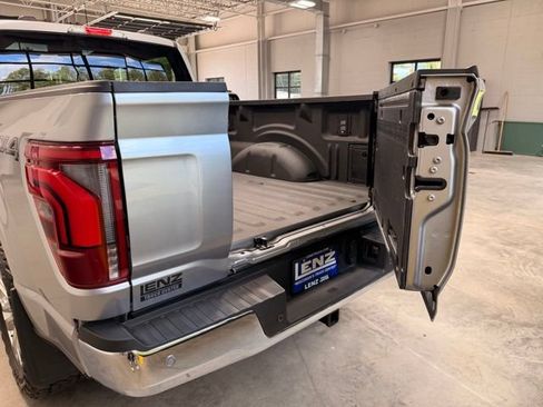 Used 2025 Ford F150 Lariat w/ Equipment Group 502A High AWD/4WD image 7