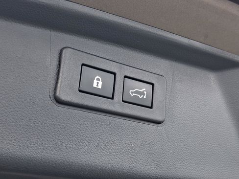 Used 2024 Subaru Outback Touring XT AWD/4WD image 29