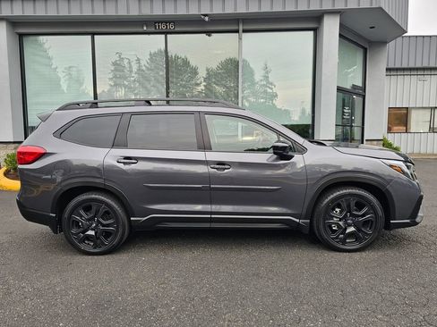 Used 2024 Subaru Ascent Onyx Edition Limited AWD/4WD image 8