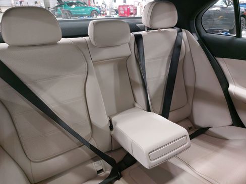 Used 2023 Mercedes-Benz C 300 4MATIC Sedan image 12