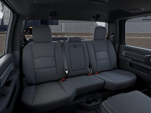 New 2026 RAM 2500 Big Horn AWD/4WD image 18