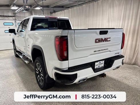 Used 2021 GMC Sierra 1500 AT4 w/ AT4 Premium Package AWD/4WD image 5