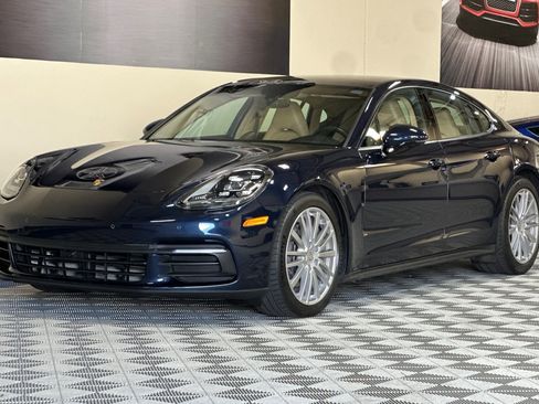 Used 2019 Porsche Panamera RWD image 8