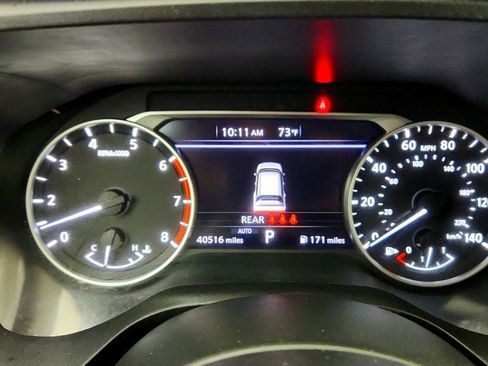 Used 2022 Nissan Rogue SV AWD/4WD image 14
