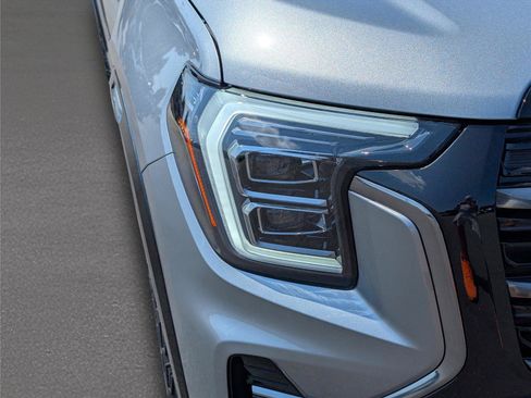 Used 2026 GMC Terrain AT4 AWD/4WD image 4