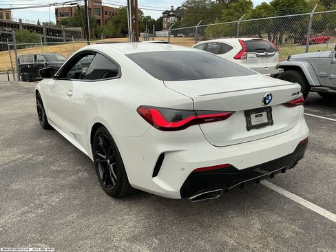 Used 2024 BMW M440i Coupe w/ Parking Assistance Package RWD image 5