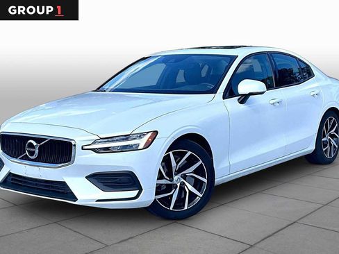 Used 2020 Volvo S60 T6 Momentum AWD/4WD image 1