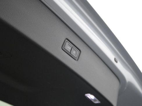 Used 2018 Audi Q7 3.0T Prestige image 51