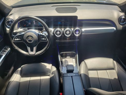 Used 2021 Mercedes-Benz GLB 250 image 11