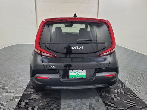 Used 2022 Kia Soul LX w/ Technology Package FWD image 6