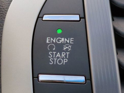 Used 2019 Lincoln MKZ Reserve image 27