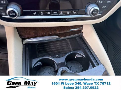 Used 2019 BMW 530e w/ Convenience Package RWD image 18