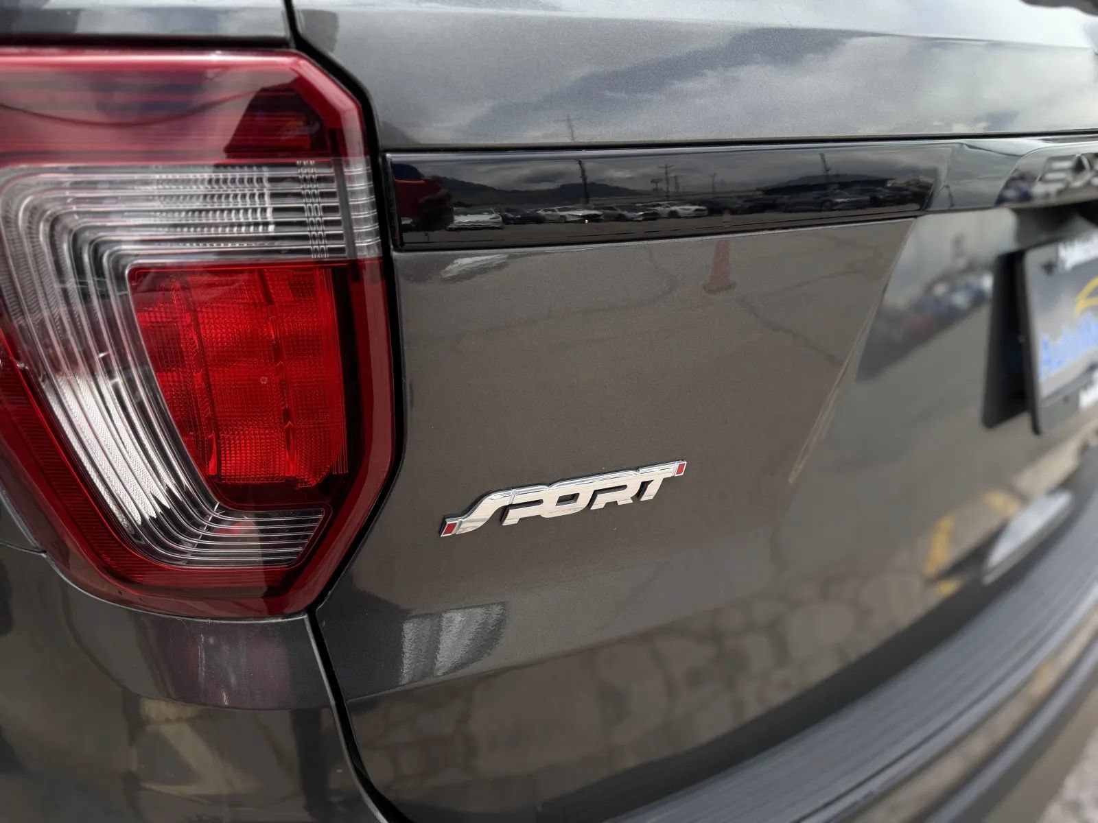 Used 2018 Ford Explorer Sport w/ Equipment Group 401A AWD/4WD image 47