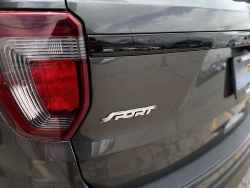 Used 2018 Ford Explorer Sport w/ Equipment Group 401A AWD/4WD image 47