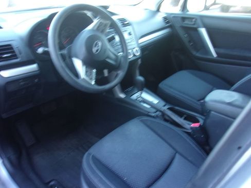 Used 2015 Subaru Forester 2.5i Premium w/ All-Weather Package image 8