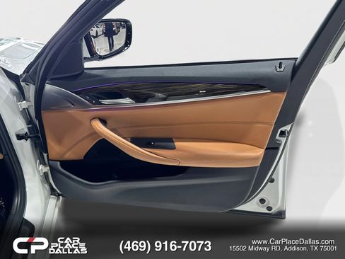 Used 2018 BMW 530i RWD image 22