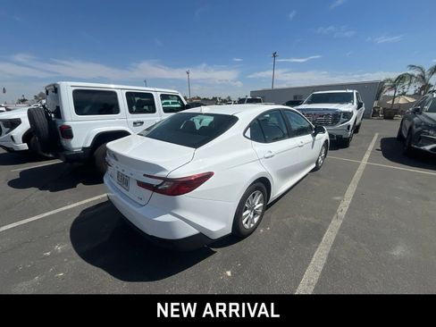 Used 2025 Toyota Camry LE FWD image 3