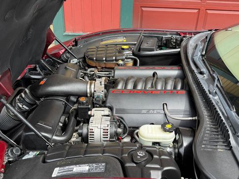 Used 2003 Chevrolet Corvette Coupe w/ Preferred Equipment Group RWD image 25