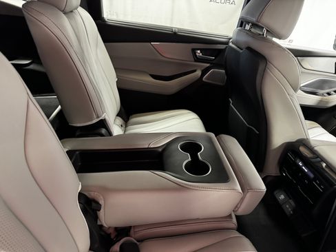 Certified 2026 Acura MDX FWD w/ Technology Package image 38