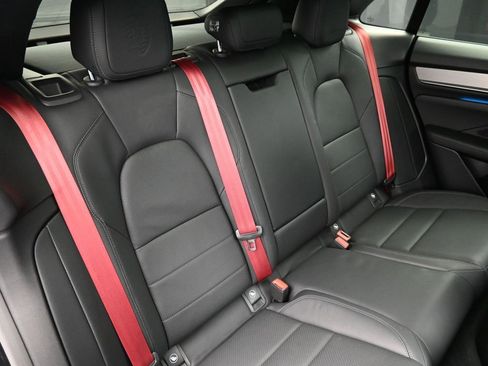 Certified 2025 Porsche Macan 4S Electric image 28