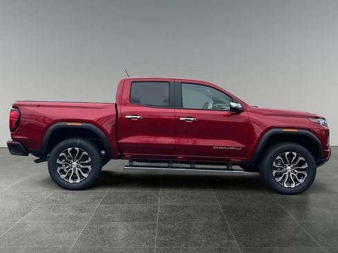 New 2026 GMC Canyon Denali image 8