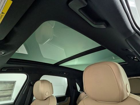 New 2026 Porsche Cayenne image 30