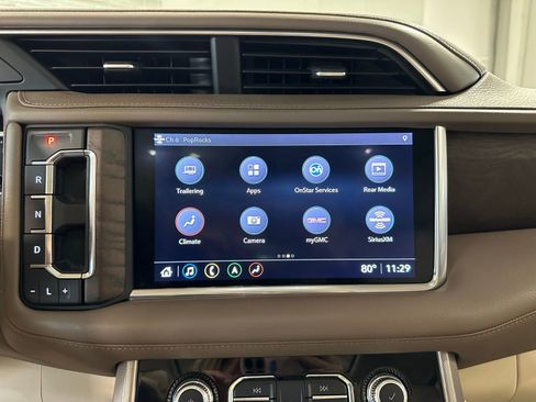 Used 2021 GMC Yukon XL Denali AWD/4WD image 26