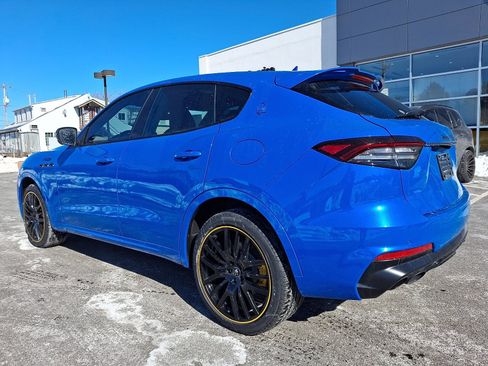 Used 2022 Maserati Levante F Tributo image 6