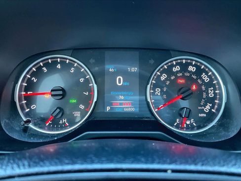 Used 2020 Toyota RAV4 XLE image 25