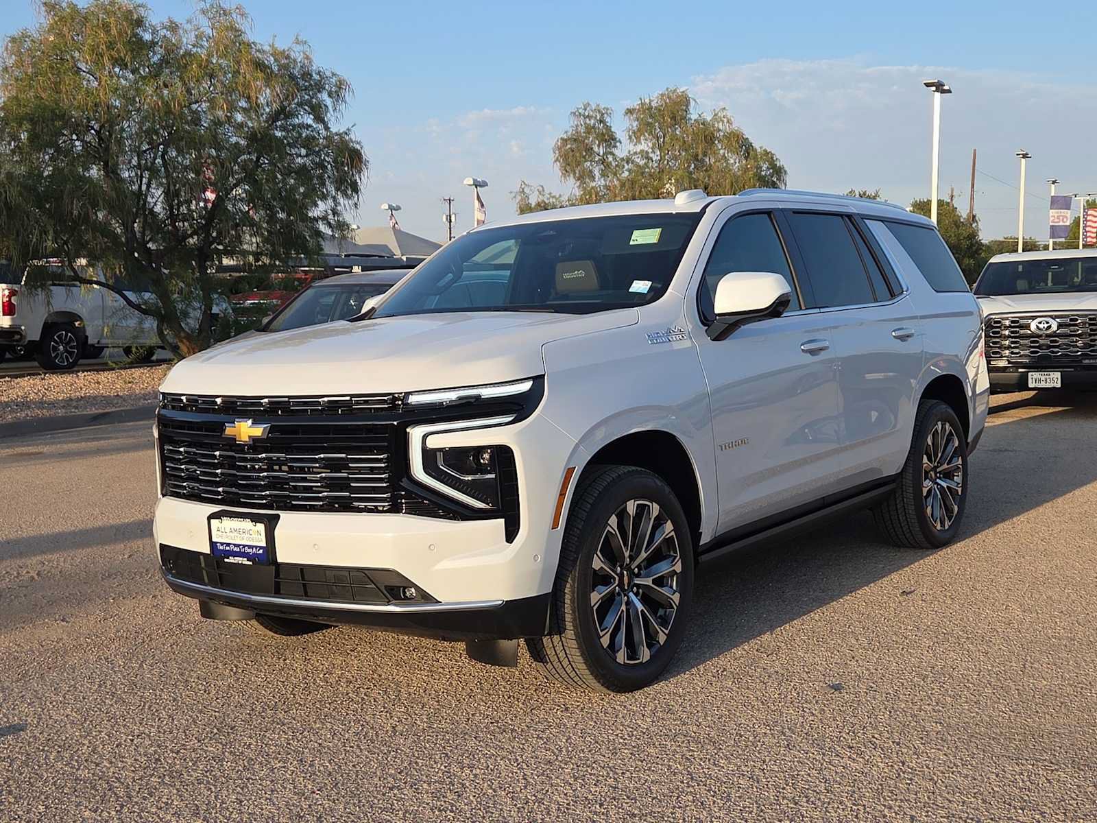 New 2026 Chevrolet Tahoe High Country AWD/4WD image 4