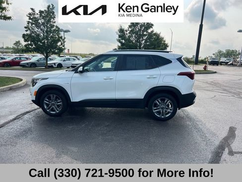 Used 2021 Kia Seltos S AWD/4WD image 15