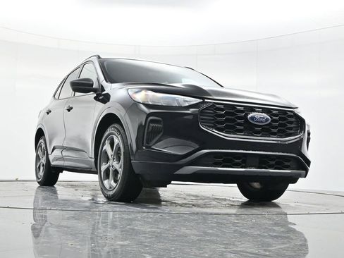 Certified 2023 Ford Escape ST-Line w/ Tech Pack #1 image 46