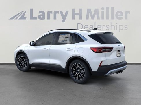 New 2025 Ford Escape PHEV w/ Class II Trailer Tow Package image 4