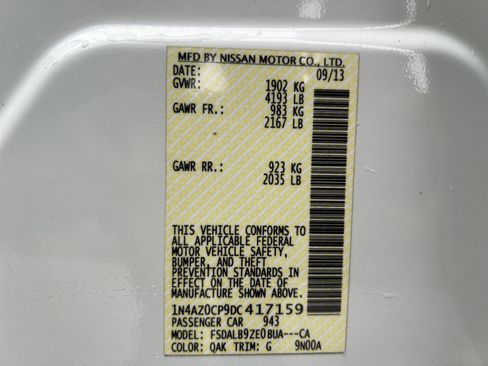 Used 2013 Nissan Leaf S w/ Charger Pkg image 30