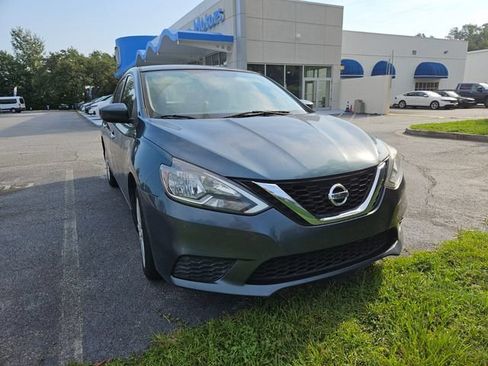 Used 2016 Nissan Sentra SV FWD image 4